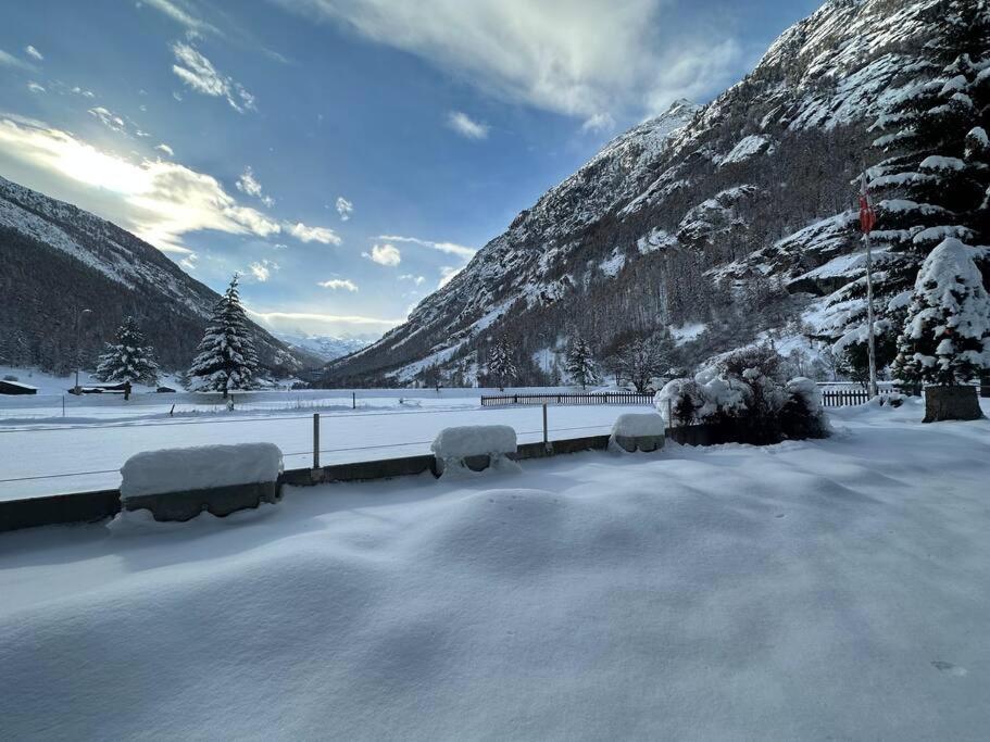Breathtaking View Apartment Near Zermatt With Parking Tasch Bagian luar foto